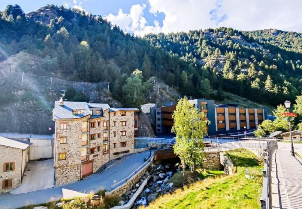 Unico Piso Colorido Y Divertido En Ransol - Increibles Vistas Al Rio Y Naturaleza - Ideal Familias L By Bonesvacances Andorra la Vella Ngoại thất bức ảnh